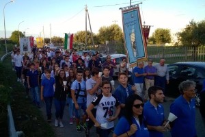 Fiaccolata per Giuseppe  Strancia a Cirò Marina (2)