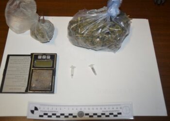 Papanice, 41enne ai domiciliari trovato con marijuana