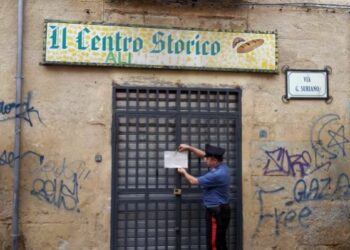 Gravi carenze igieniche, chiuso negozio etnico a Crotone