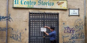 Gravi carenze igieniche, chiuso negozio etnico a Crotone