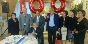 Crotone, la festa per Gaetano Valerio che compie cento anni