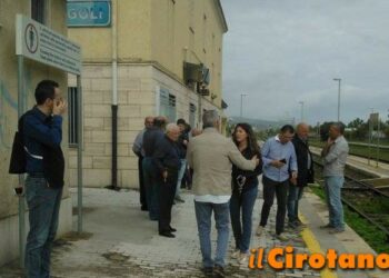 Il PD in treno sulla fascia jonica contro l’isolamento