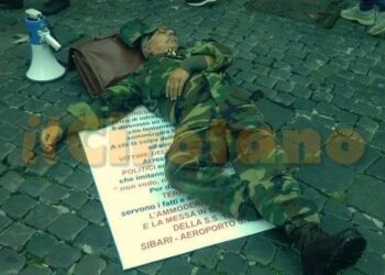 SS106, protesta romana a ritmo di samba