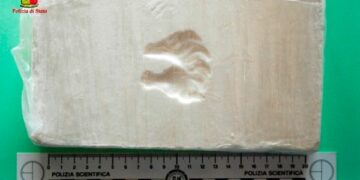 Nella jeep un chilo di cocaina, arrestato 28enne nel reggino