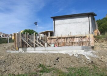 Sequestrato fabbricato abusivo in costruzione a Casabona