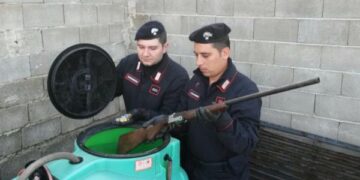 Fucile nascosto in una cisterna d’acqua, un arresto a Isola