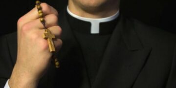 Sacerdote indagato per violenza sessuale a Cosenza