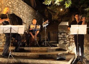 Note in Citta’, a Crotone concerto dei Tangaria’s Trio