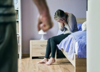 Cosenza: picchia convivente incinta che rifiuta sesso estremo