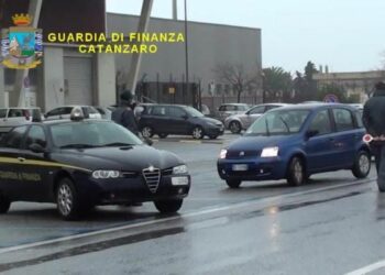 Due avvocati indagati per truffa a Lamezia, intascano 110mila euro