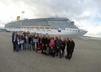 Ciro’: il nuovo calendario 2016 a bordo della nave “Costa Deliziosa”