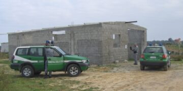 Scoperti fabbricati abusivi nella campagna di Ciro’ Marina