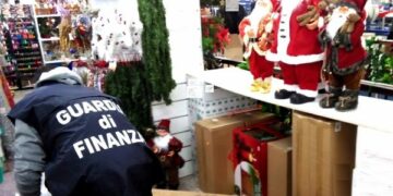 ‘Safe Christmas’, sequestrati 1 milione di prodotti natalizi in Calabria