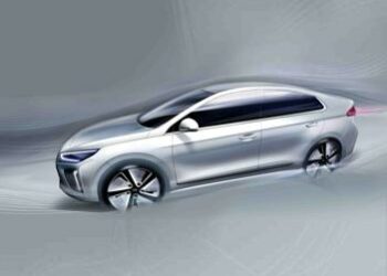 Hyundai Ioniq sarà elettrica o ibrida. Ecco le prime foto