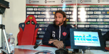 Serie B, un disordinato e stanco Crotone si ferma in casa contro il Perugia