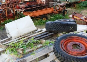 Scoperto cimitero di mezzi agricoli nel vibonese, 3 denunce