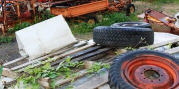 Scoperto cimitero di mezzi agricoli nel vibonese, 3 denunce