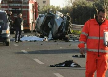 Incidente nel reggino, la prima vittima del 2016 sulla SS106