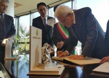 Mattarella inaugura sede Regione Calabria