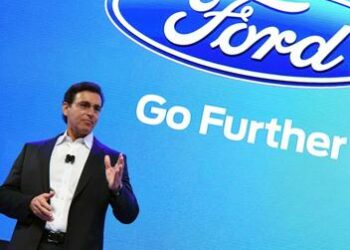 Ford spinge sull’auto a guida autonoma, ma senza Google. Accordo con Amazon