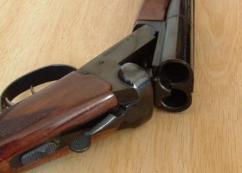 Capodanno, spara in aria da balcone di casa: denunciato 50enne