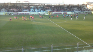 il saluto dei giocatori al numeroso pubblico