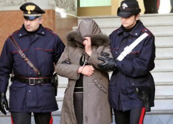 Bimba morta a Cosenza soffocata con cuscino, fermata la madre