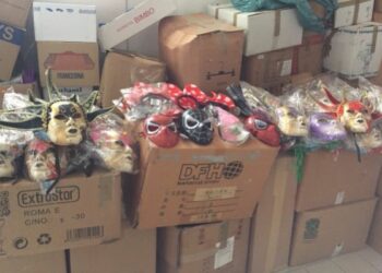 Sequestrate 500 mila maschere e vestiti di Carnevale in Calabria