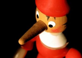 ‘Leggere per ballare’, Pinocchio arriva a Crotone e Rossano