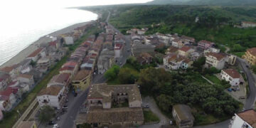 Crucoli Torretta, lavori di riqualificazione per lungomare e campo sportivo