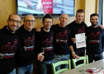 Mille chilometri in bici per raccogliere fondi, c’e’ un medico di Strongoli