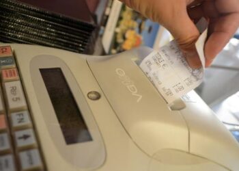 Non emettevano scontrino, chiusi 8 negozi a Corigliano