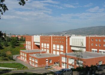 Finge di essere pronta alla laurea e poi scompare, ritrovata studentessa nel cosentino