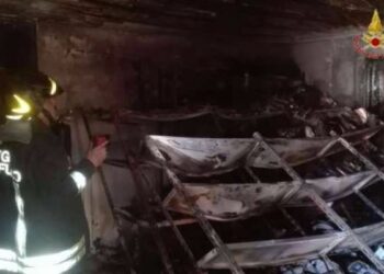 In fiamme archivio comunale nel reggino