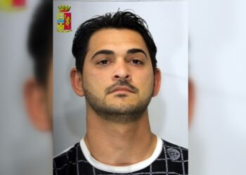 Con calci e pugni procuro’ aborto compagna: arrestato 30enne a Reggio