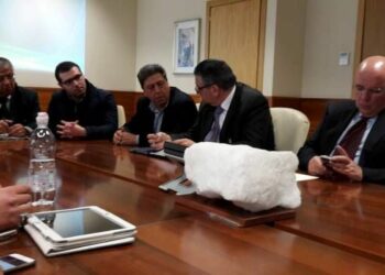 Viabilita’ marchesato, sindaci da Oliverio: ‘fondi pronti, servono i progetti’