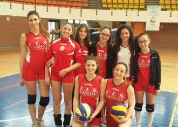 Giochi Studenteschi, podio nel volley per le ragazze del Gangale di Ciro’ Marina