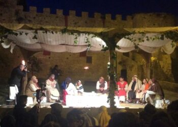 Fede e storia, la Passione Vivente per le strade di Strongoli