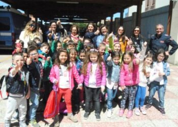 Alunni di Crotone e Verzino in visita alla Questura