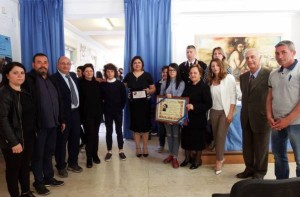 Consegna borsa di studio in memoria di Giuseppe Strancia (2)