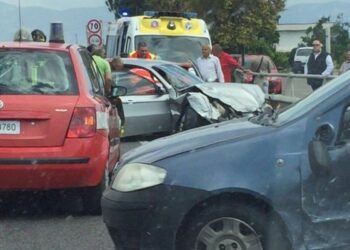 Incidente sulla SS106 a Corigliano, tre feriti