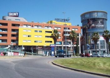 A Rende giovane precipita dal balcone dopo una lite