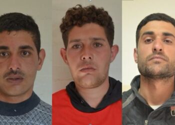 Sbarco migranti a Crotone, fermati tre scafisti egiziani
