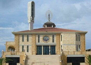 A Isola Capo Rizzuto cartelli informativi sugli itinerari religiosi