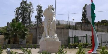 La statua del Milone che non piace