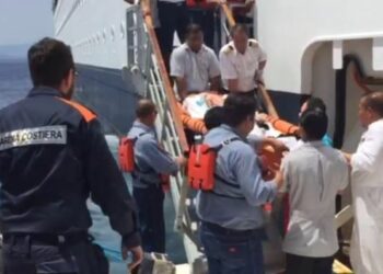 Colpito da ictus su nave da crociera, turista soccorso a Crotone