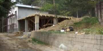 Sequestrata costruzione abusiva a Petilia Policastro