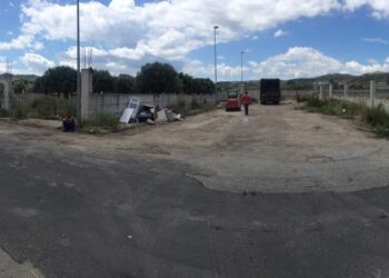 Ciro’ Marina, zona industriale ripulita da quintali di rifiuti