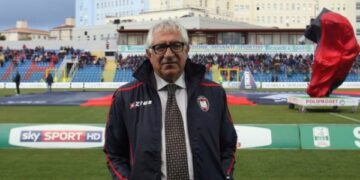 Crotone, incontro con la Fiorentina per Capezzi e Fazzi. E Aguirre…