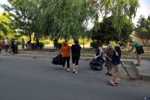 Giornata ecologica 25 giugno 2016 a Cirò Marina (1)